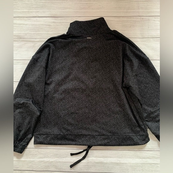 Mondetta Women’s Brushed Back 1/2 Zip Top in Black Pattern, Size Large - Picture 13 of 15